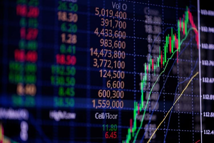 KSE-100 Index has experienced the largest decline in eight quarters