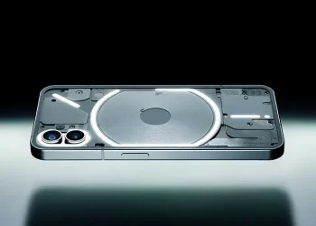 Nothing Phone 1 with powerful mid-range specs at a low price