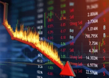 Over 2,000 points are lost in 20 minutes on the KSE-100 index