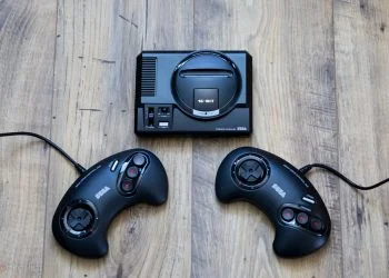 Sega to introduce Mega Drive with CD games