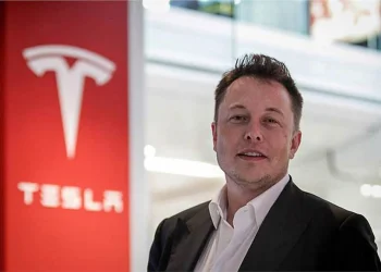Tesla is short on desks as a result of Musk's threat to terminate remote workers, sources
