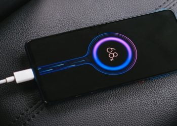 World's fastest Smartphone charger is being developed by Vivo with iQOO 10 Pro