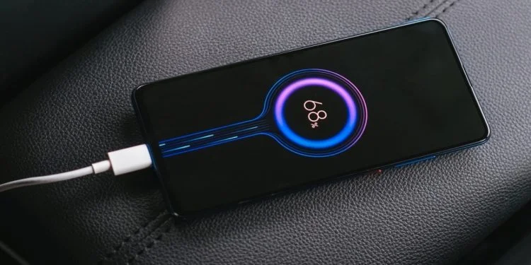 World's fastest Smartphone charger is being developed by Vivo with iQOO 10 Pro