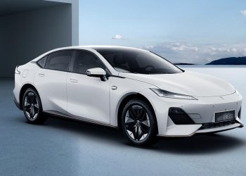 Changan introduces Shenlan SL03, a new Tesla Model 3 opponent