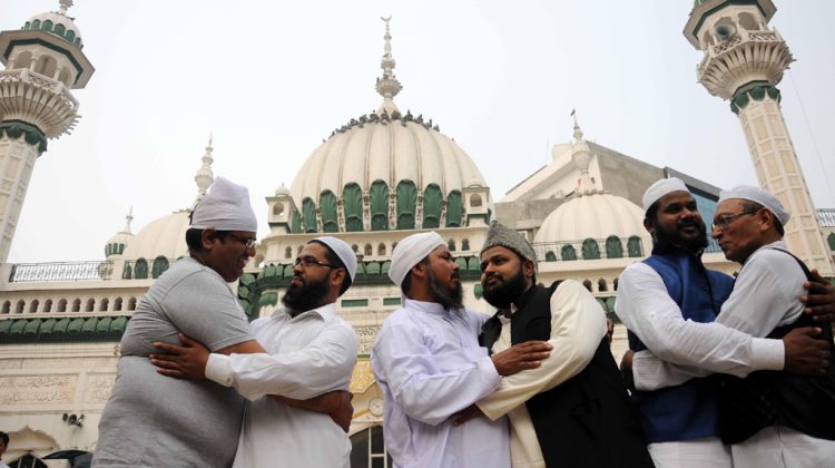 Following Eid prayers, NCOC prohibits hugs and handshakes