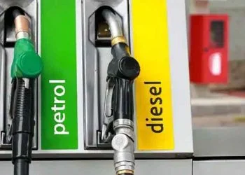 Following price increases, fewer people are buying petrol and diesel