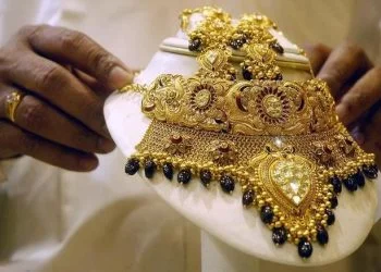 For the first time, Pakistan's gold price per tola surpasses Rs150,000