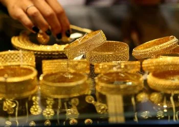 Gold prices rise to an all-time high of Rs 148,300 per tola