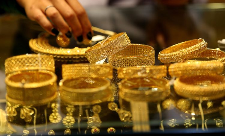 Gold prices rise to an all-time high of Rs 148,300 per tola