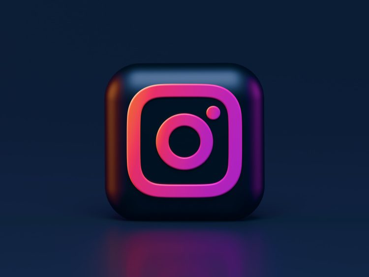 Instagram is back online after a global outage