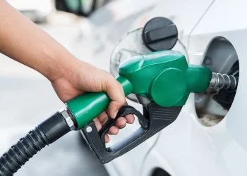 PM decides to decrease petroleum products prices
