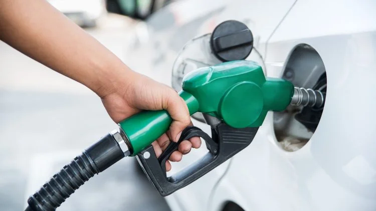 PM decides to decrease petroleum products prices