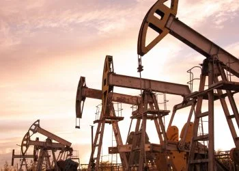 Reduce petroleum products prices by 15% is recommended, Finance Division