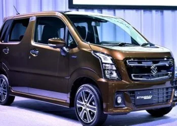 Suzuki Hybrid Wagon R Stingray is unveiled at the Pakistan Auto Show 22