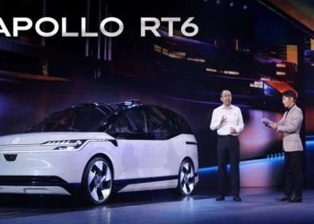 This Chinese taxi has professional-level self-driving abilities