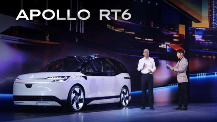 This Chinese taxi has professional-level self-driving abilities