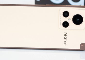 Review of the Realme GT2 explorer master