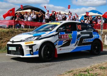 Toyota Drives a Hydrogen-Powered GR Yaris on a World Rally