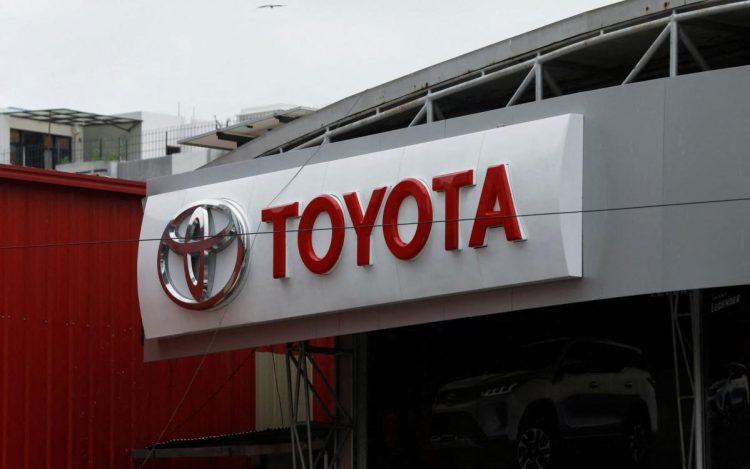 Toyota will leave the UK if the government prohibits hybrid vehicles
