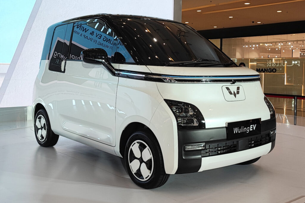 Wuling introduces the Air EV in Indonesia