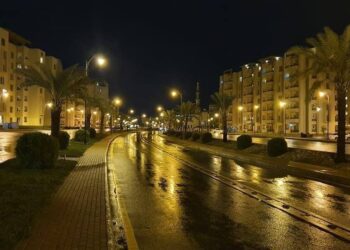 In Karachi’s Bahria Town, a strong downpour creates floods and the flood is now completely cleared in 2 hours