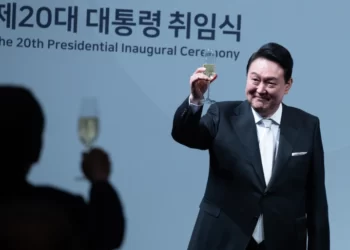 South Korea proposes its first budget cut in 13 years