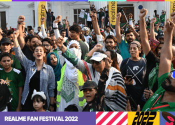 realme's Mega Azadi Ride with Critical Mass Lahore