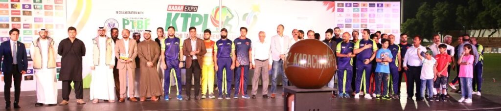 Afridi praises KPTL's flood relief efforts