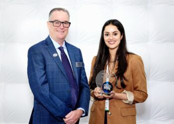 Using garbage from the ocean, Ayesha Chundrigar introduced eco-friendly handmade pet goods