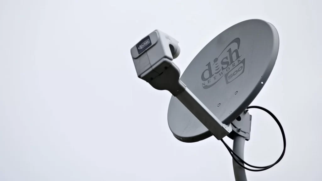 Dish calls SpaceX's request for the Mobile Starlink Service a "Lawless, Pirate Application"