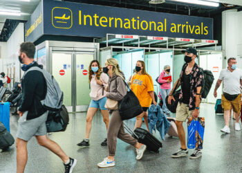 New currency declaration imposed on foreign travelers by FBR