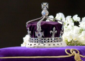 Queen's death calls to return ‘stolen' diamonds from the crown