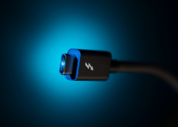 With USB4 Version 2.0 interface, transmission rates can reach 80 Gbps