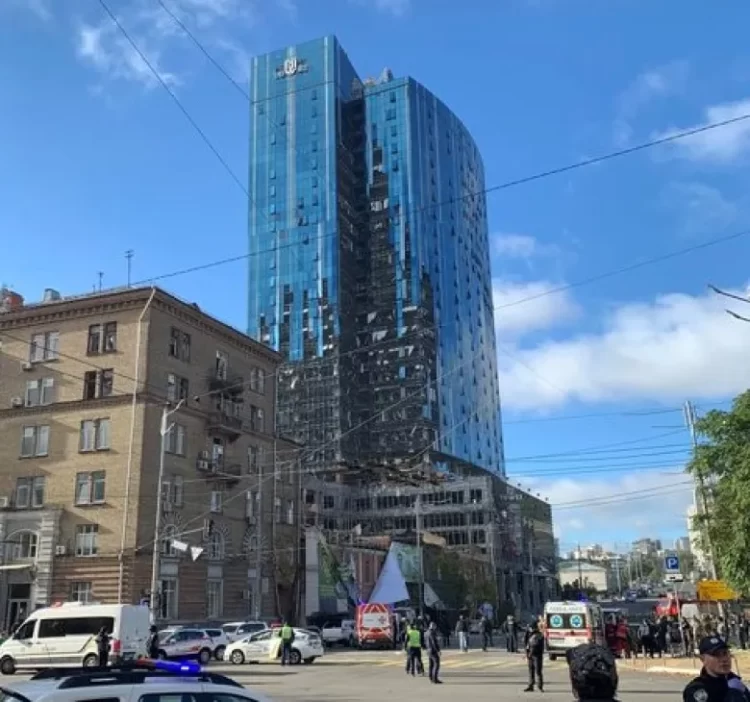 A missile strikes the headquarters of Samsung Ukraine
