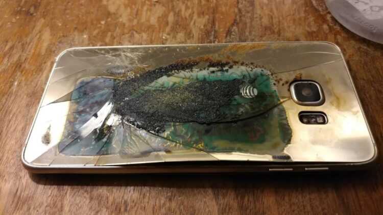 Even after the Note 7 incident, Samsung phones are still exploding