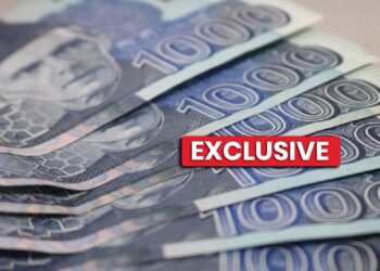 Failure by PTA to collect regulatory obligations of Rs. 393 million from telecom operators