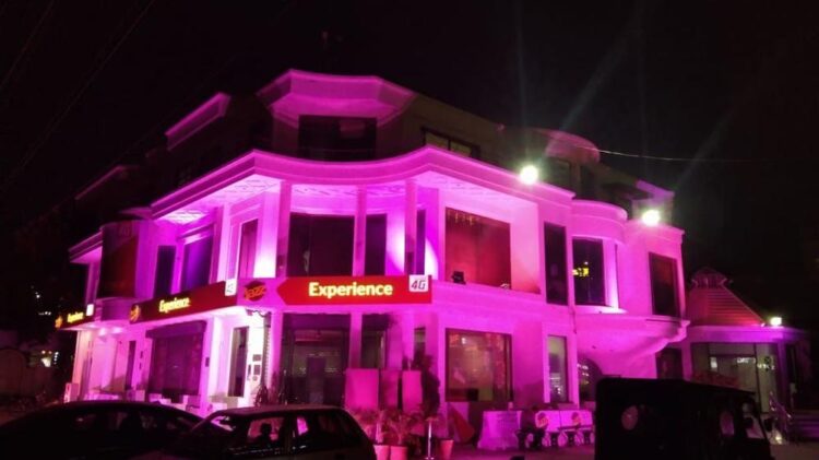 Jazz supports the nationwide breast cancer awareness campaign