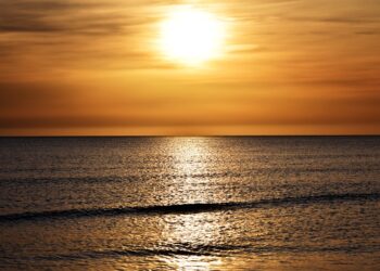 Karachi to experience heat wave this week