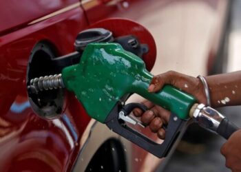 Petrol prices might decrease by Rs. 2.86