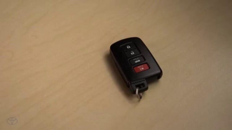 Toyota will switch out the electronic "smart" keys for mechanical ones