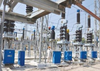 Transmission system failure halts power supply to parts of Pakistan