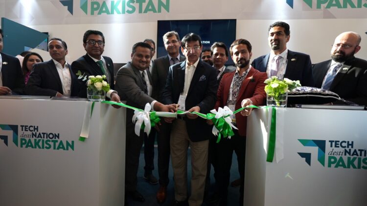 Federal Minster for IT, Amin Ul Haque inaugurated Pakistan Pavilion at GITEX 2022
