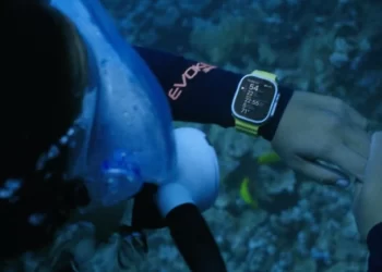 Apple Watch turns into an underwater computer with Oceanic+ app