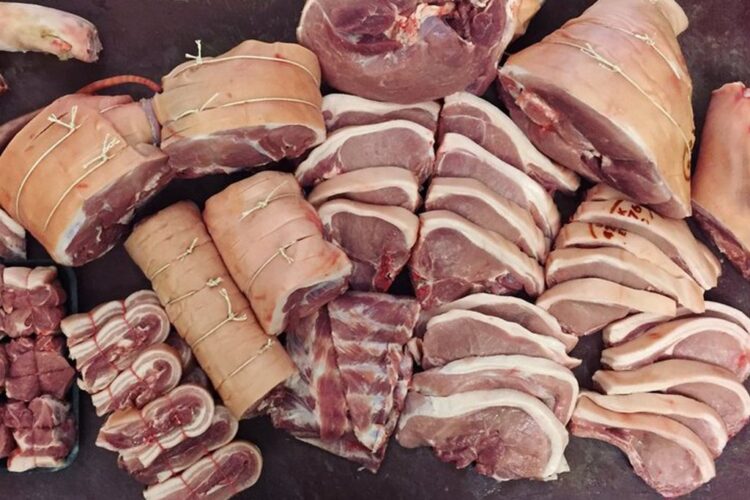 At Lahore Airport, 400 kg of pork intended for hotels was seized