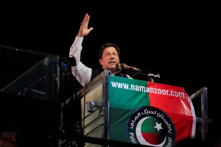 Imran Khan calls on supporters to reach Pindi on Nov 26th