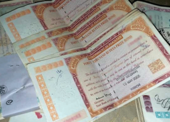 Pakistan may find it challenging to restructure its dollar-denominated bonds