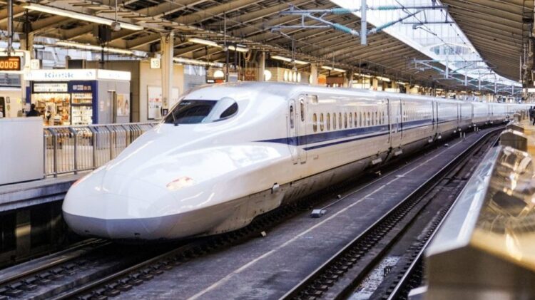 Pakistan will get high-speed rail service from China