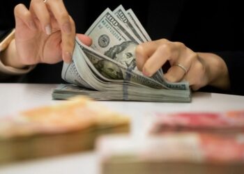 Pakistan's debt after 1Q of FY23 reaches to Rs. 62.4 trillion