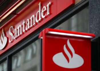 Santander will prohibit UK transfers to crypto exchanges in 2023