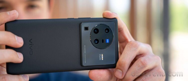 The camera and display features of the vivo X90 Pro+ revealed